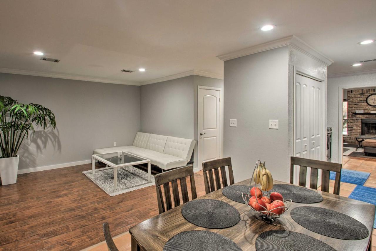 2-Story Pensacola Home With Game Room And Private Yard Buitenkant foto