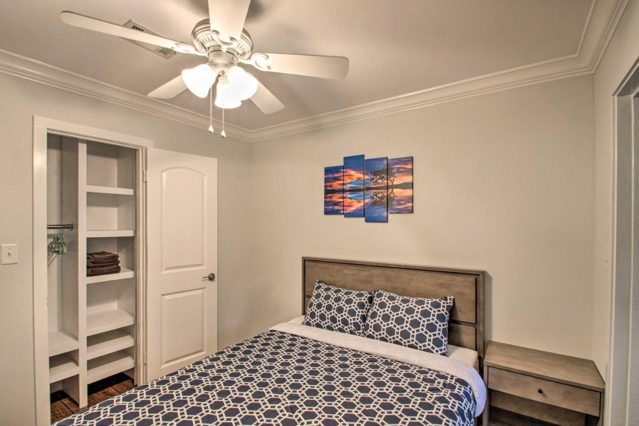 2-Story Pensacola Home With Game Room And Private Yard Buitenkant foto